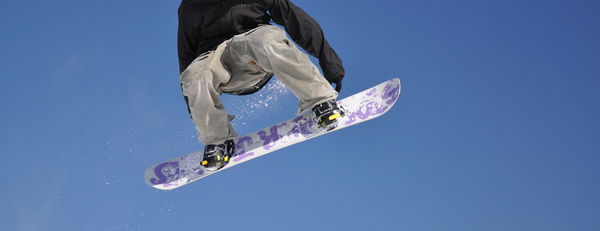 Ski Gear Store 3 Ski Gear Store -Ski Gear Store snowboarding 3176182 1920